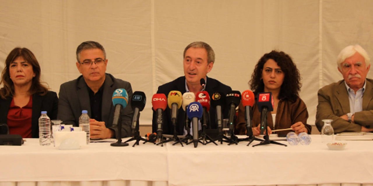 Tuncer Bakırhan: Komisyon artık dinlemeleri bırakmalı, yasa çıkarmalı