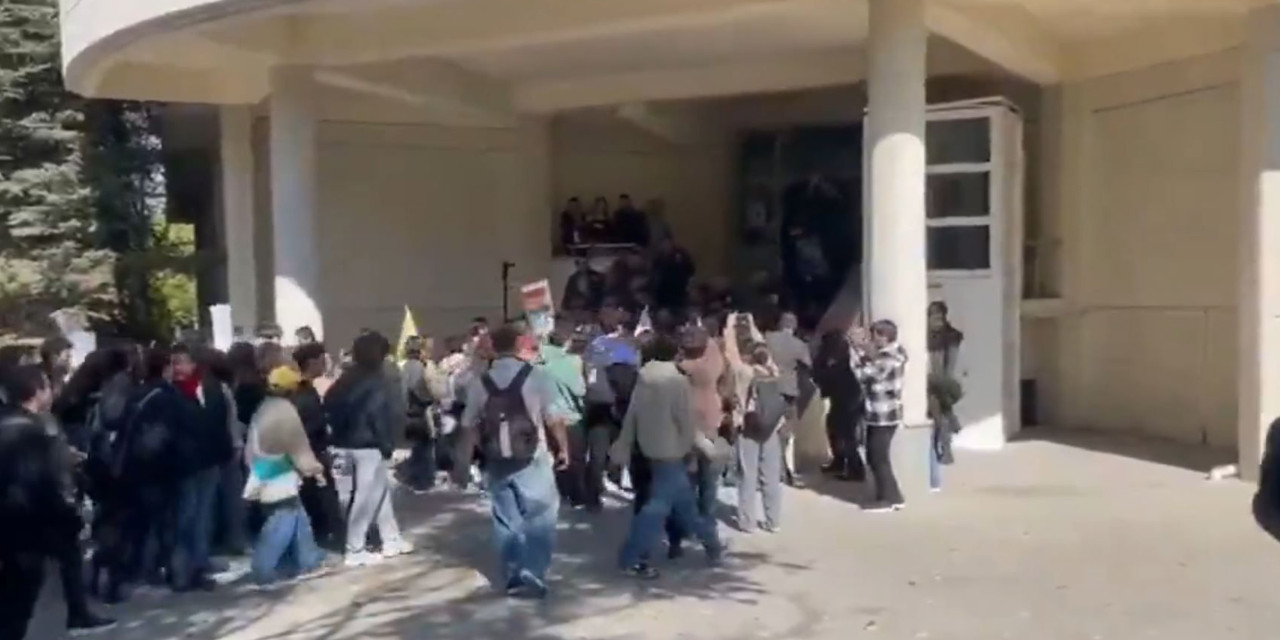 Hacettepe'de yemeğe zam: Öğrencilerden tepki, rektörden polis