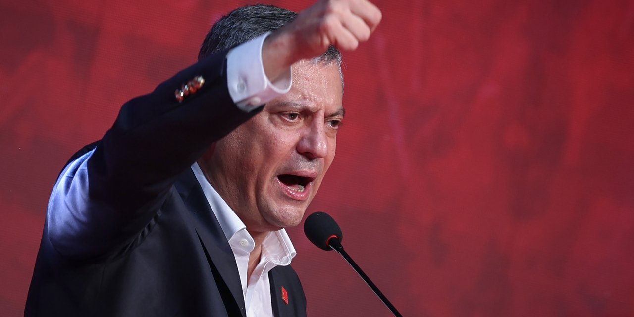 Özgür Özel: “Yeni bir devir açılacak, beni seven arkamdan gelsin”