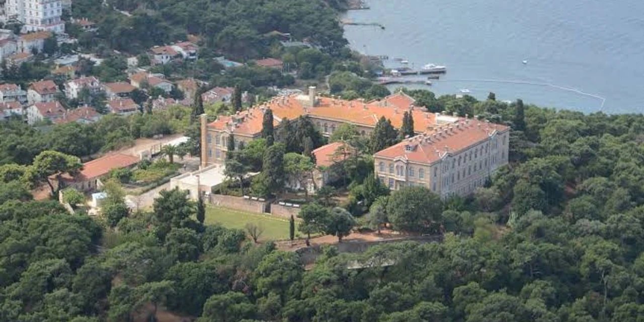 Heybeliada Ruhban Okulu için “butik üniversite” formülü masada