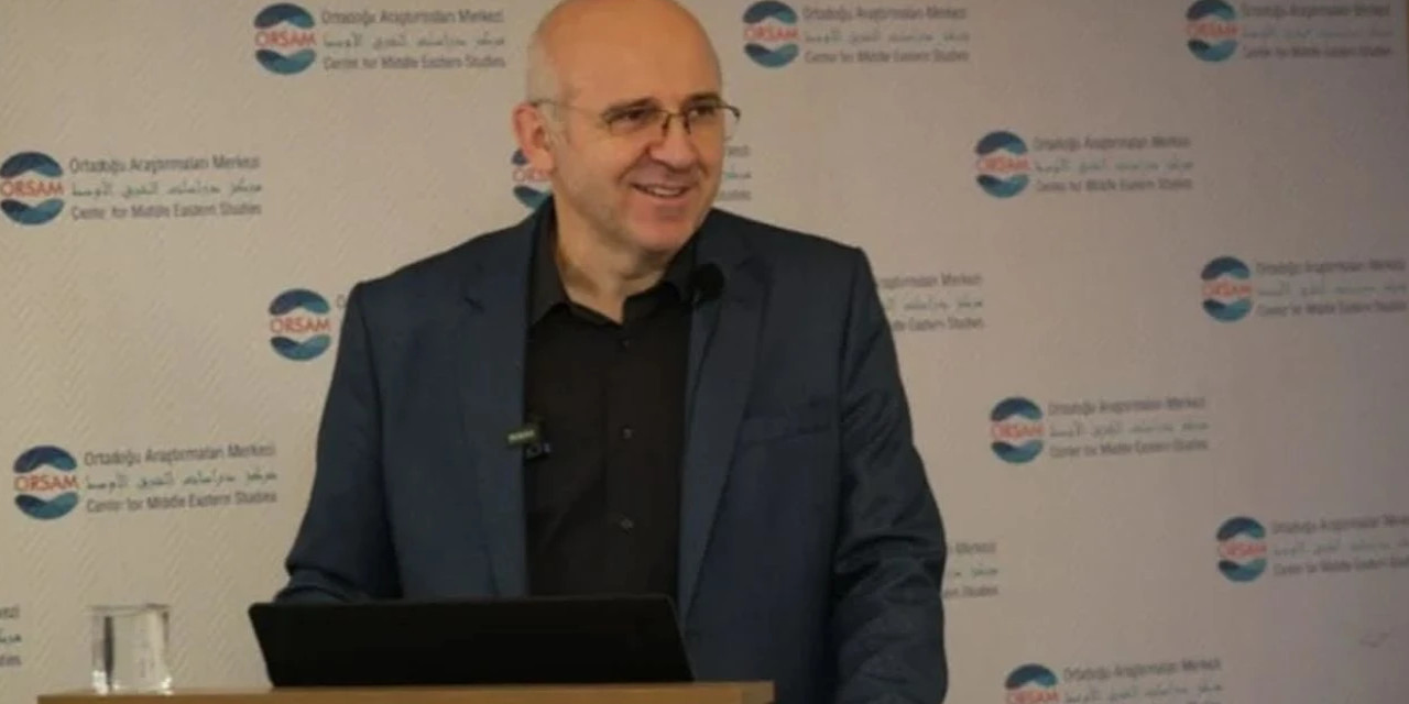 Prof. Dr. Uysal'dan '10 Kasım' paylaşımı: 'Atatürk için mevlit okutmak kimi memnun etmek için?'