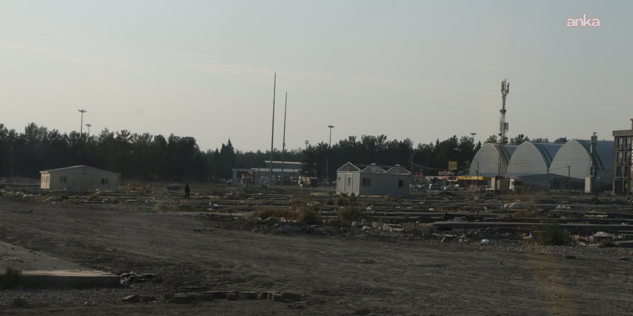 Depremin üzerinden 1000 gün geçti, depremzedeler hala konteynerlarda