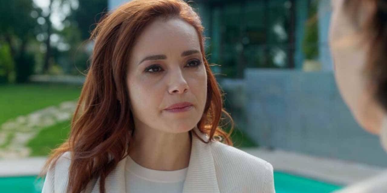 Trafik kazası geçiren Özgü Namal, hastaneden taburcu edildi