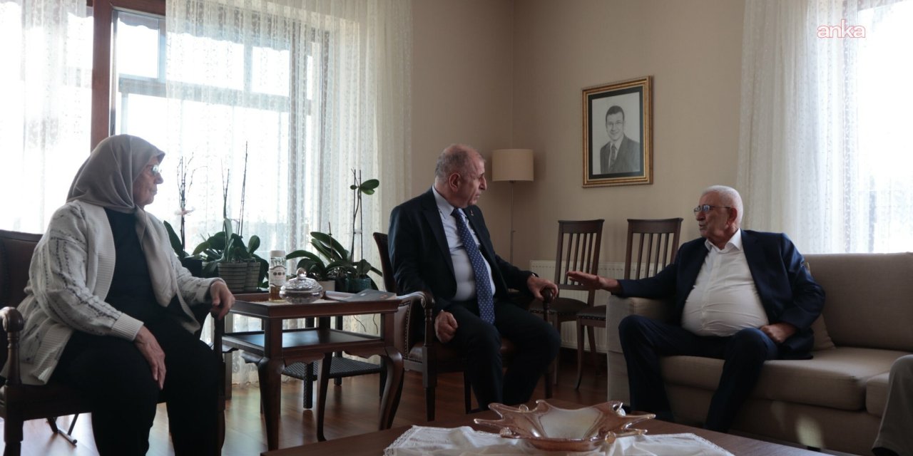 Ümit Özdağ, Ekrem İmamoğlu'nun anne ve babasını ziyaret etti