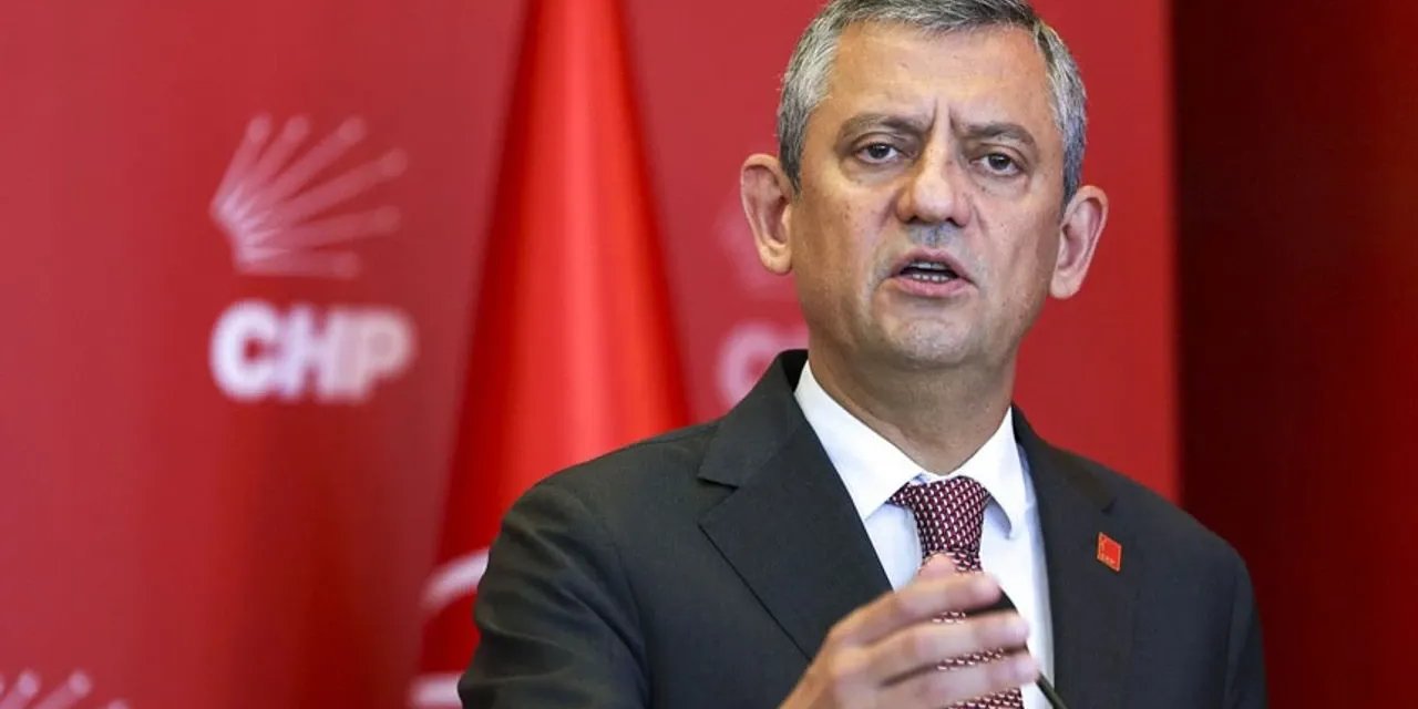 Özgür Özel: "Saray rejimi şeytan değiştiriyor. Dün Kürtlerdi, bugün CHP"