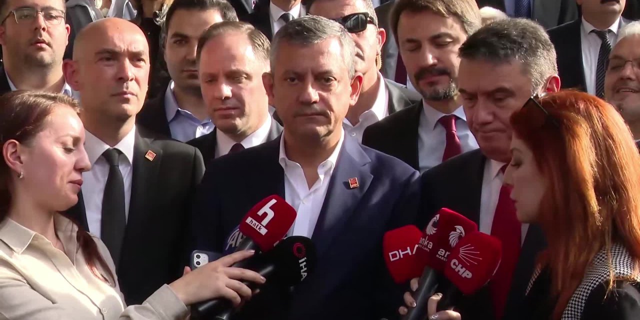 Özgür Özel'den Mansur Yavaş'a soruşturmaya tepki: İmamoğlu'na yapılanın aynısı