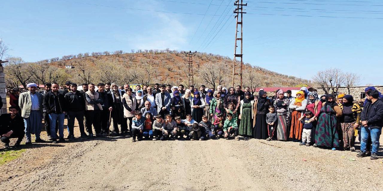 Taş ocağı için asker, TOMA ve zırhlı araçlarla mahalle ablukaya alındı