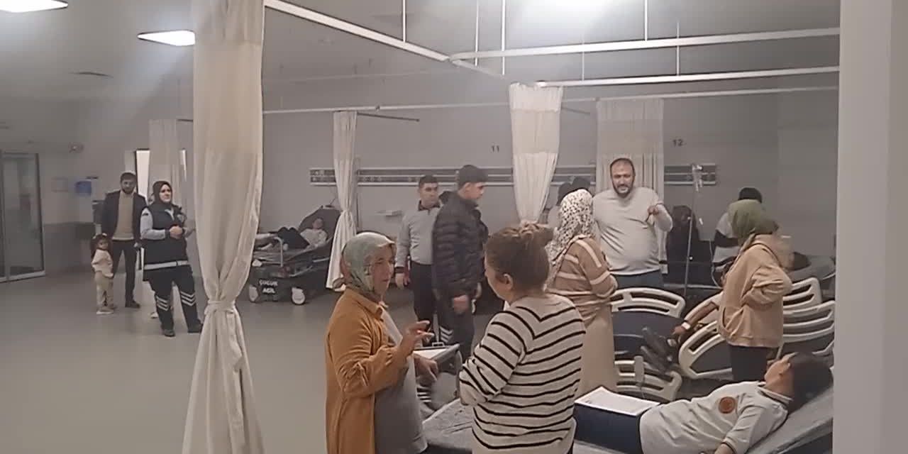 Osmaniye'de 12 öğrenci, pastadan zehirlendi