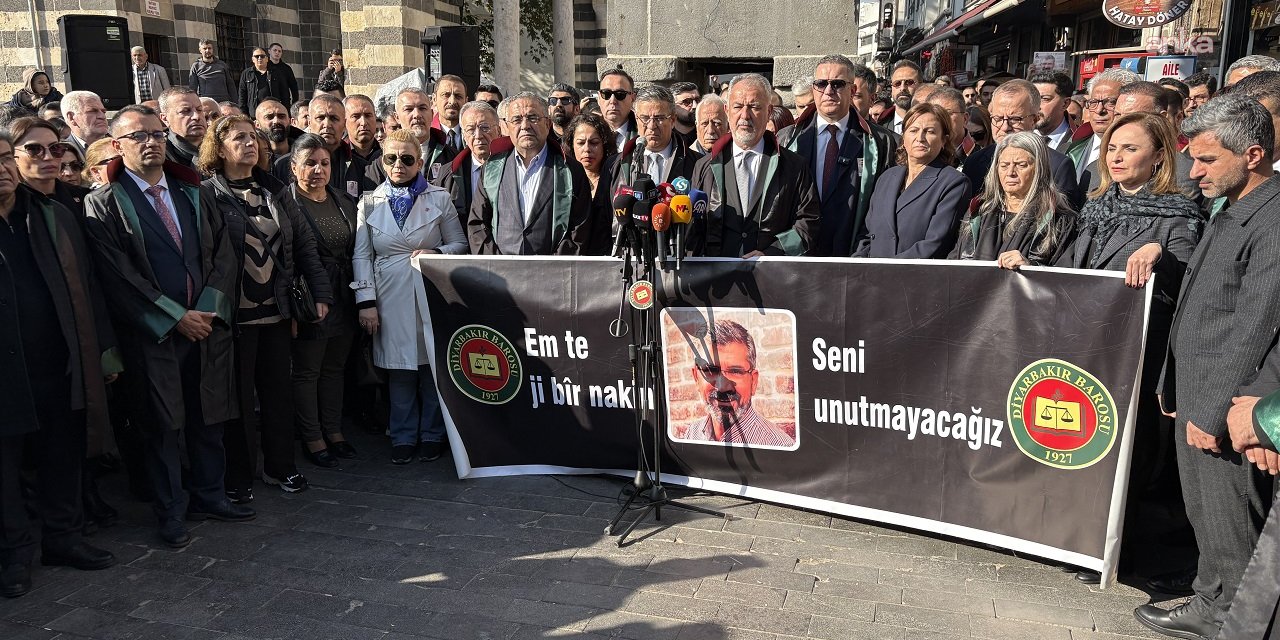 Tahir Elçi, katledilişinin 10. yılında Dört Ayaklı Minare önünde anıldı