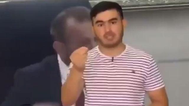 Afgan gazeteci Sunatullah Saadat hakkında soruşturma başlatıldı