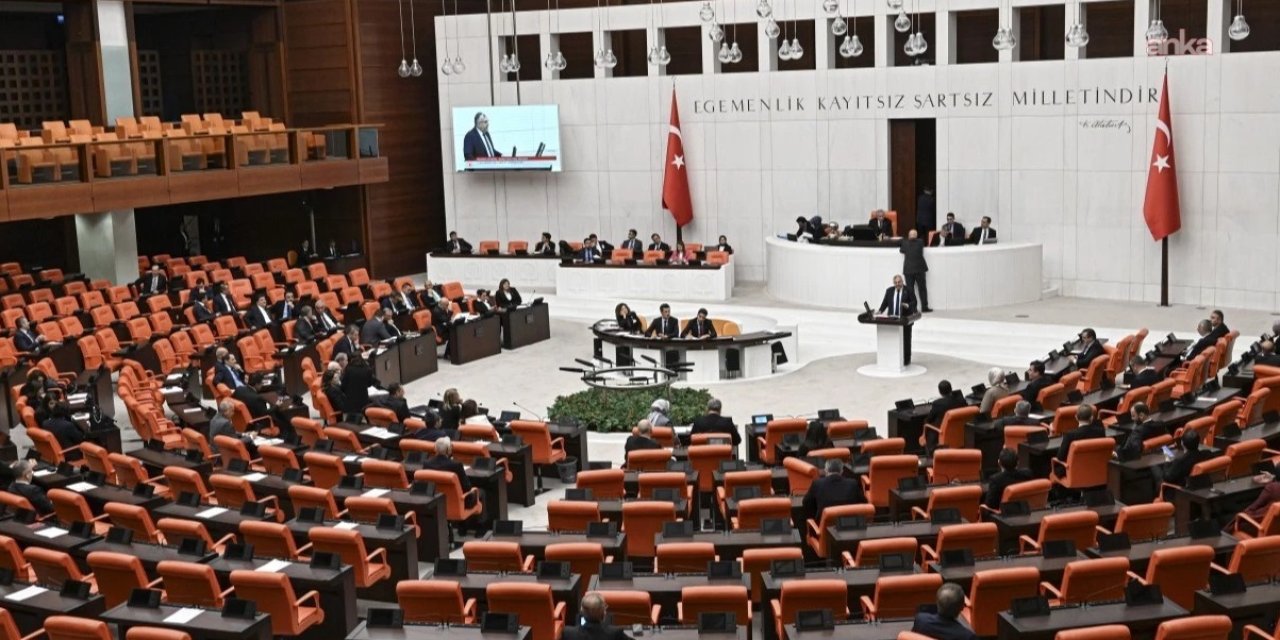 CHP'nin siyasi davalar TRT'den yayınlansın teklifine Cumhur İttifakı'ndan ret