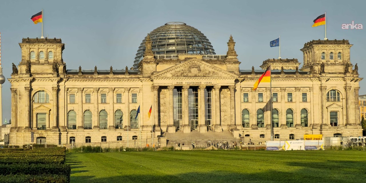 Almanya'da yeni yasa:  Gönüllü sayısı yetmezse zorunlu askerlik gelecek