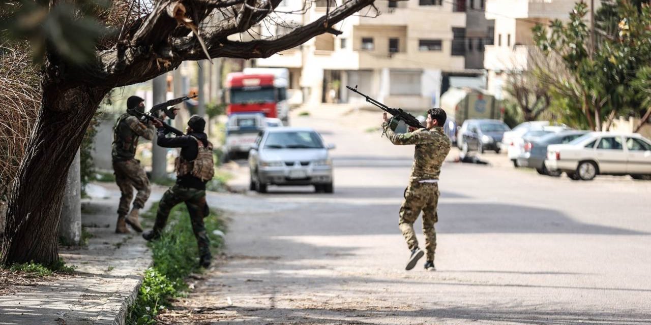 Suriye İnsan Hakları Topluluğu'ndan BM'ye HTŞ'ye karşı yardım hattı çağrısı