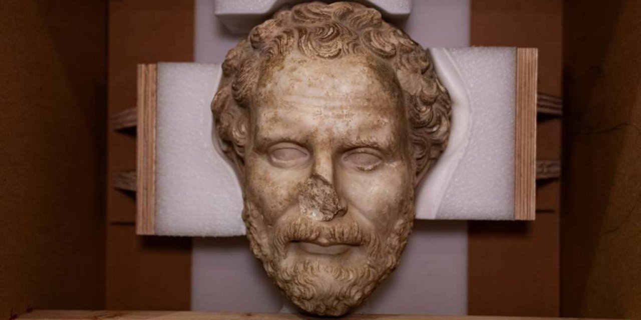 ABD'ye kaçırılan Boubon imparator heykeli Türkiye’ye iade edilecek