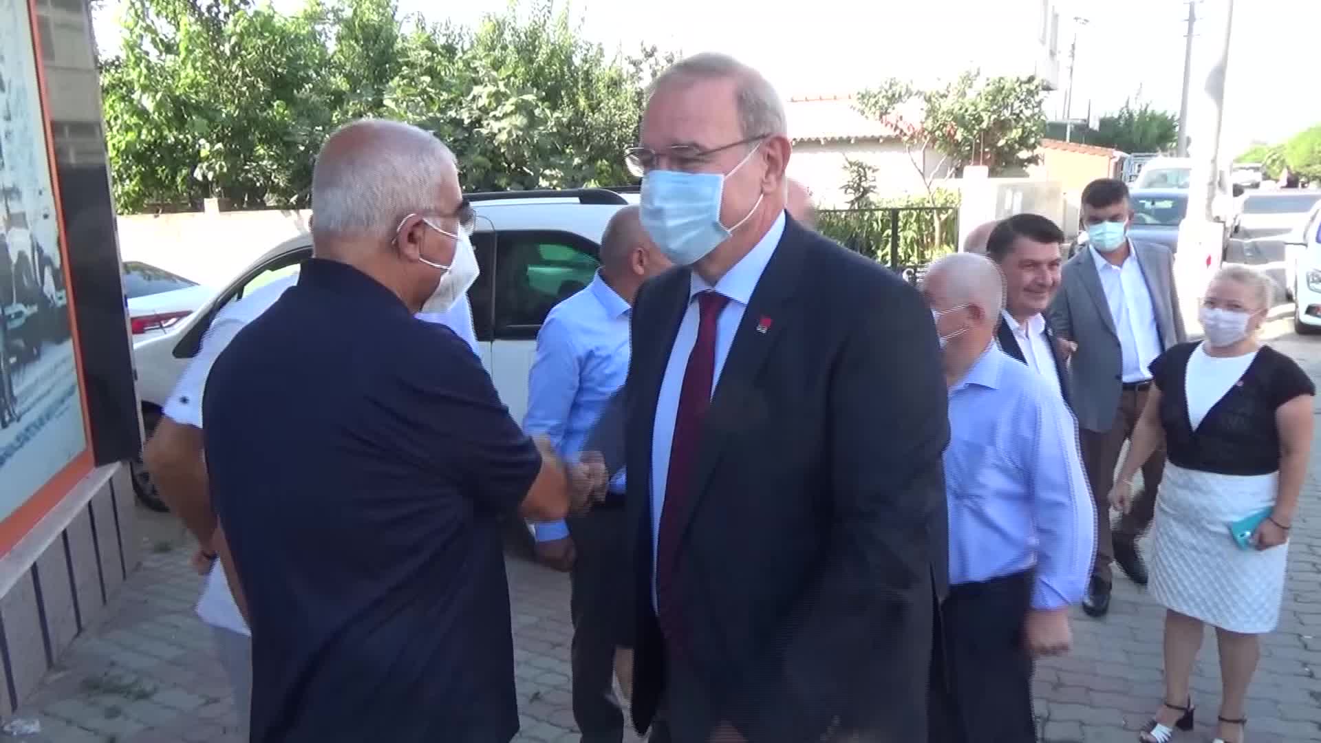 Öztrak: Yunanistan'da orman yangınları yüzünden Başbakan Miçotakis özür diledi