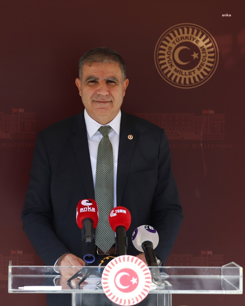 CHP'li Güzelmansur: "Kaynağı belirsiz 9,6 milyar doları ülkeye kimler, nasıl getirdi?"