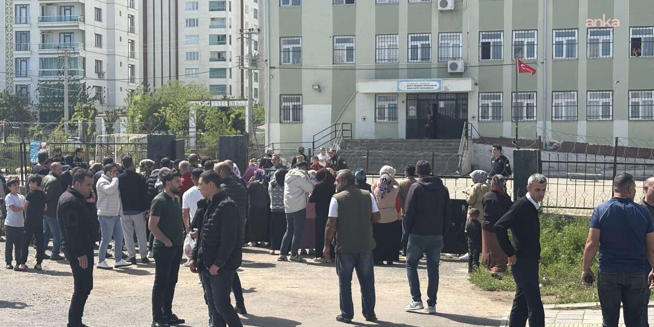 Diyarbakır’da okul yakınında havaya ateş açıldı, öğrenciler okuldan tahliye edildi