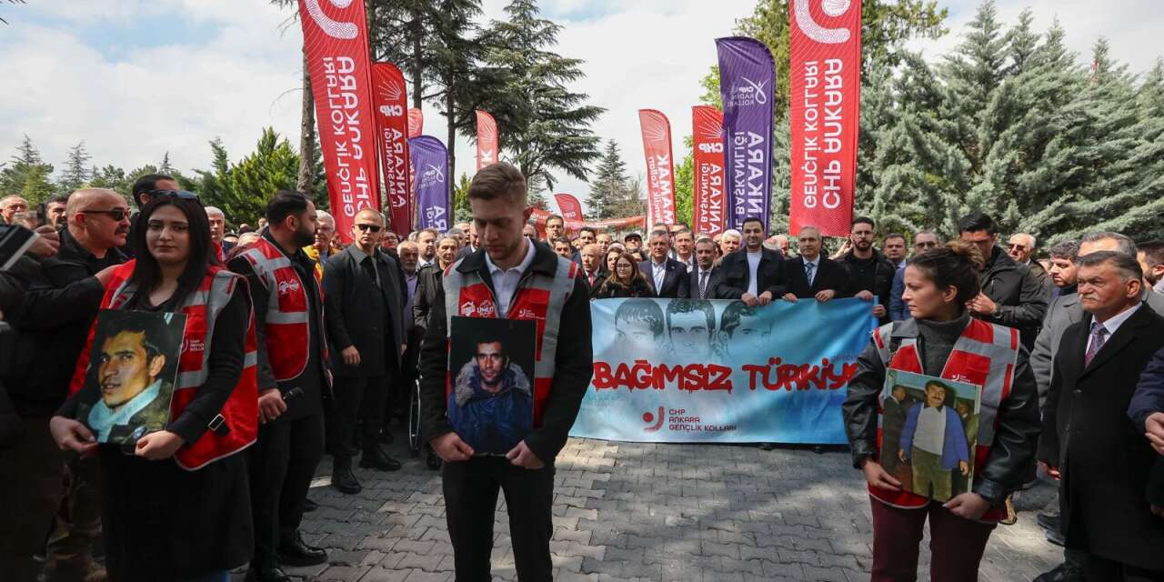 Deniz Gezmiş, Yusuf Aslan ve Hüseyin İnan’ın idam edilmelerinin 54’üncü yılında anıldı
