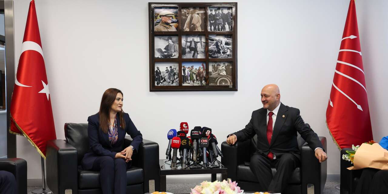 AKP'den CHP Genel Merkezi'ne ziyaret: Sorunların çözümü için aynı masada oturabiliriz