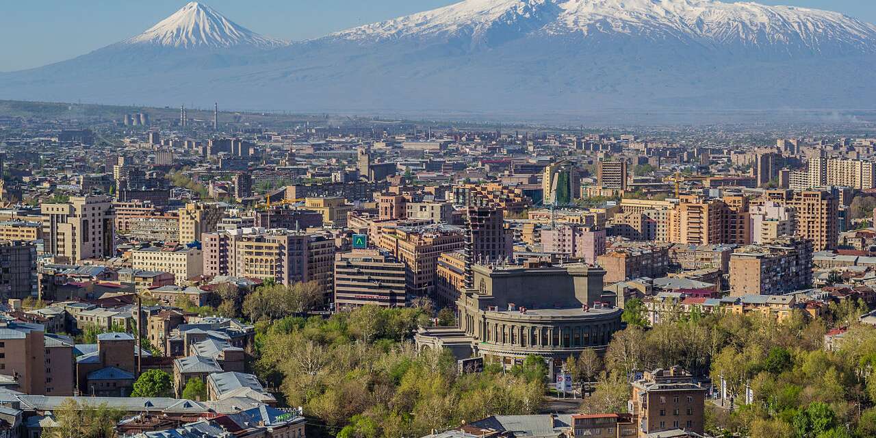 Onun adı Ararat