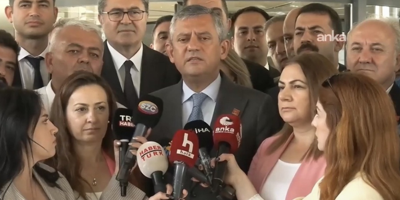 Özgür Özel: Dört başı mamur bir hukuksuzlukla karşı karşıyayız, il başkanlarının arkasındayız