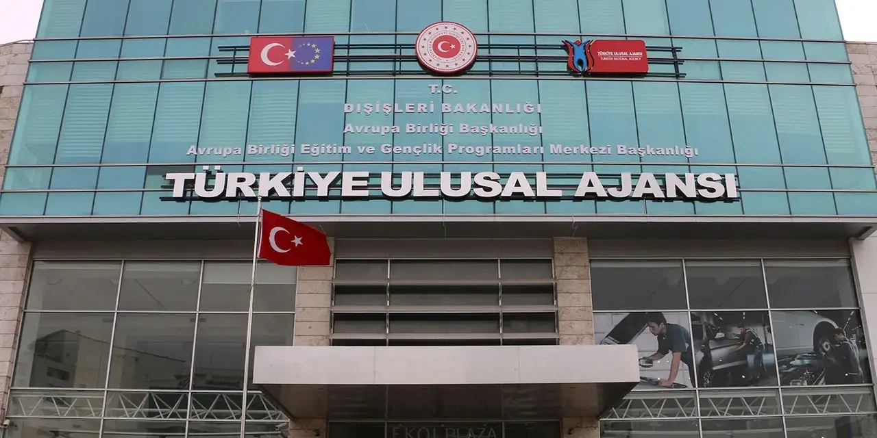 AB'nin gençlik hibelerinde dini eğitim hattı: TÜGVA, TÜRGEV, Ensar, ÖNDER ve İlim Yayma...