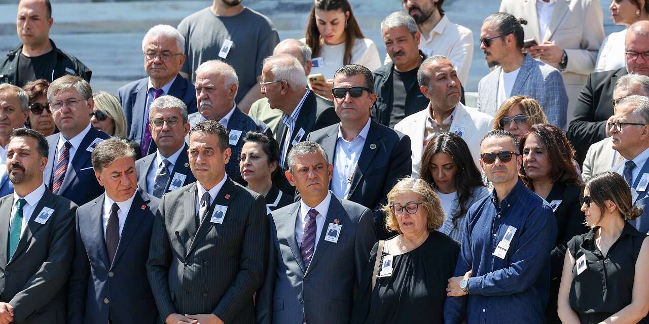 Kemal Kılıçdaroğlu ve Özgür Özel "mutlak butlan" kararı sonrası ilk kez karşılaştı