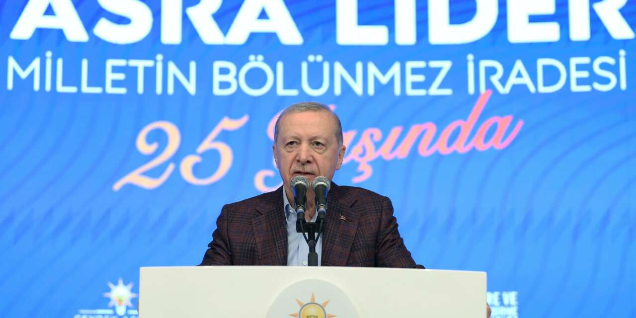 Erdoğan: CHP'nin kendi içindeki dış mihraklardan kurtulması hayırlı olacaktır