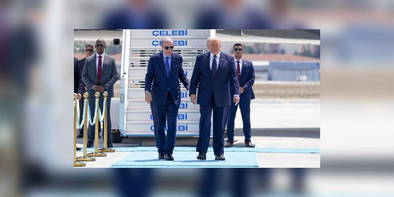 Trump Ankara’da, İmamoğlu salona alınmadı, gazeteciler gözaltında