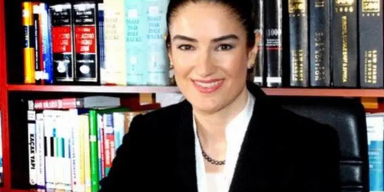AHBAP soruşturmasında avukat Ece Güner hakkında gözaltı kararı:   Borcumu almak için çok mücadele verdim