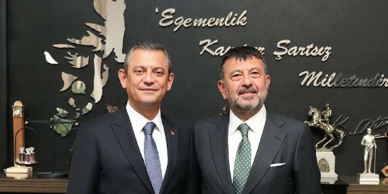 Özgür Özel ve Veli Ağbaba hakkında "rüşvet almak" suçlamasıyla fezleke düzenlendi