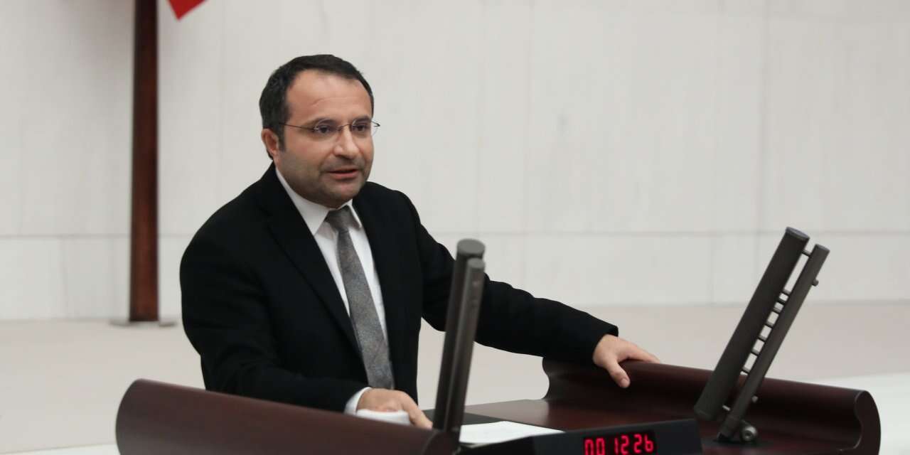 Tayip Temel’den Deniz Zeyrek’e “ana dil” yanıtı: İki dillilik korkulacak bir şey değil