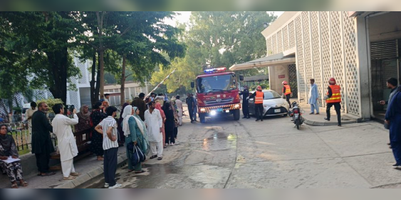 Pakistan’da hastanenin doğum servisinde yangın çıktı, 14 bebek yaşamını yitirdi