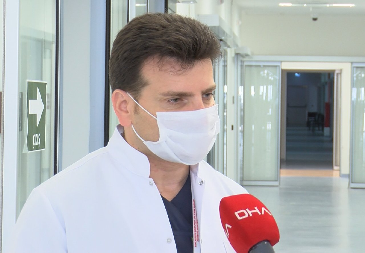 Bilim Kurulu üyesi Prof. Yiyit: "İki doz Sinovac aşılı yoğun bakım hastalarımız artıyor"