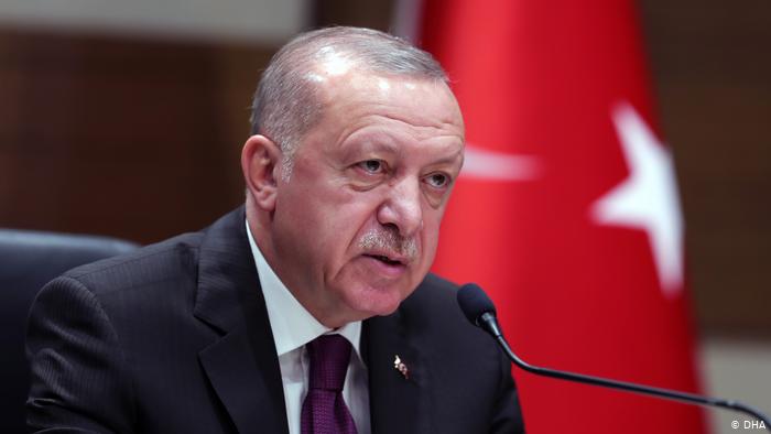 Cumhurbaşkanı Erdoğan: "Türkiye Avrupa'nın mülteci ambarı değil"