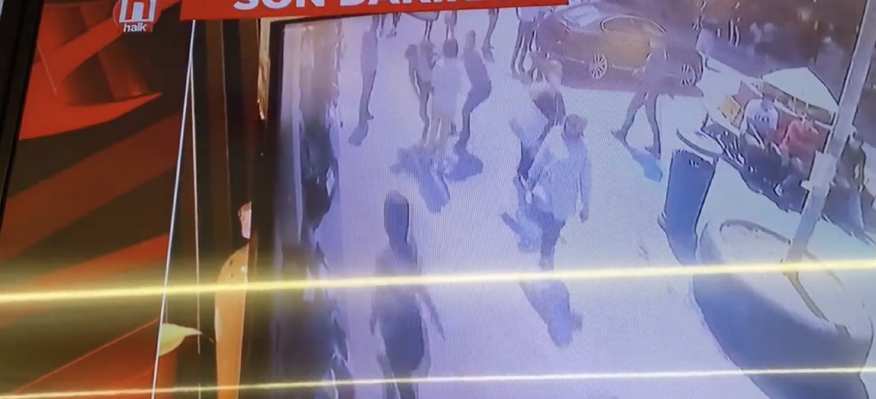 İYİ Parti İstanbul İl Başkanı Buğra Kavuncu'ya yumruklu saldırı