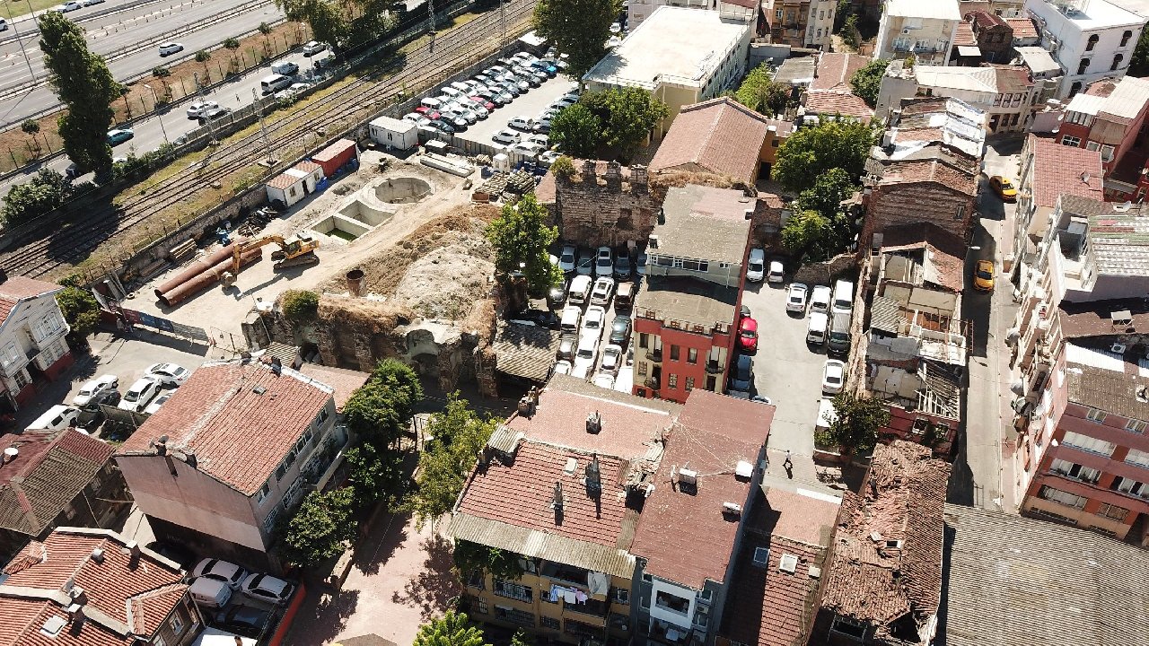 Kumkapı'daki 1700 yıllık Kontoskalion Limanı, otopark olarak kullanılıyor