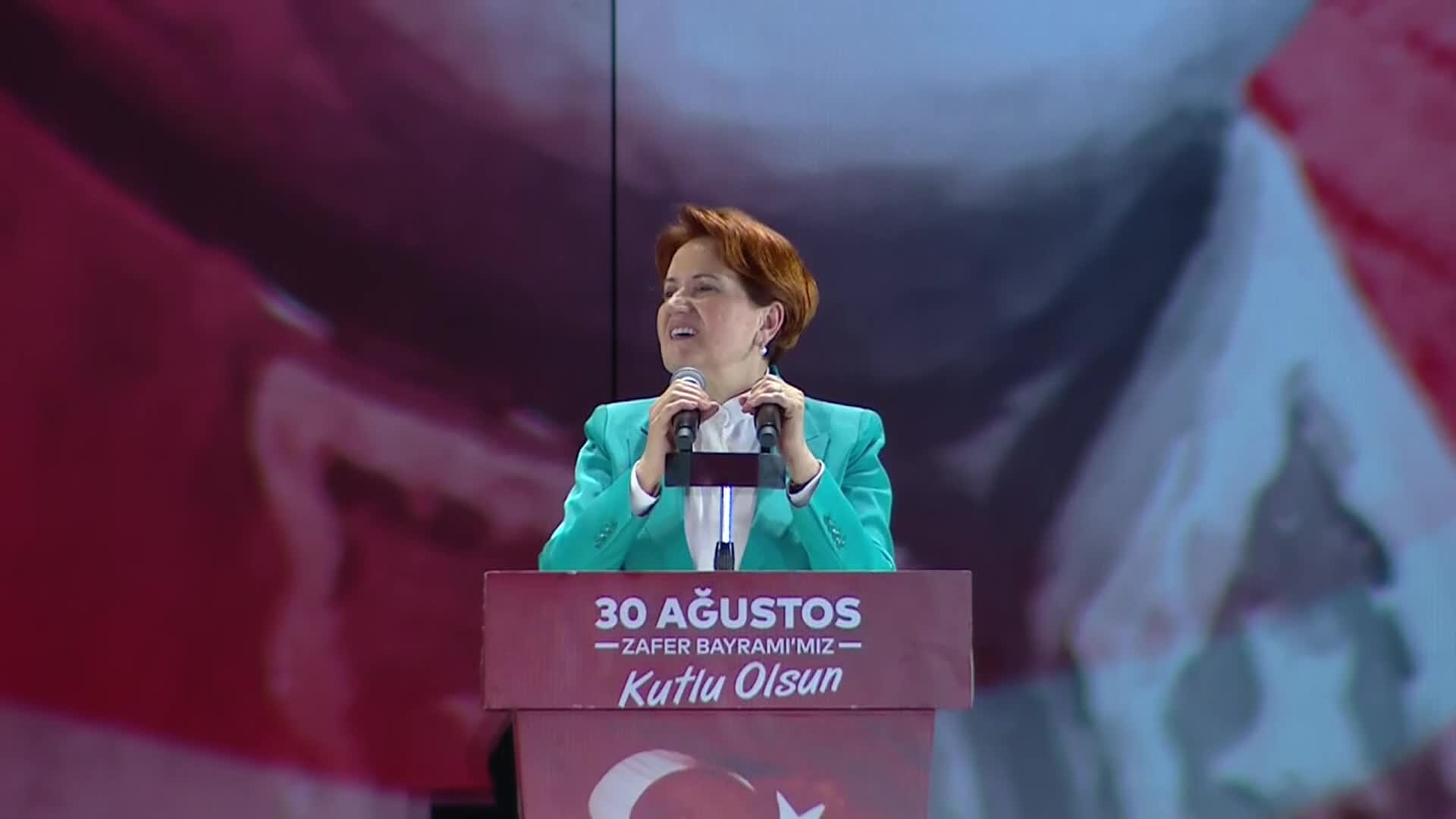 Akşener'den İmamoğlu'na Fatih Sultan Mehmet benzetmesi