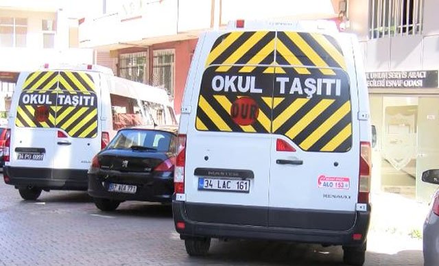 İstanbul'da okul servisleri "yeni araba", "hostes bedeli" diyerek yüzde 35 ek ücret talep ediyor