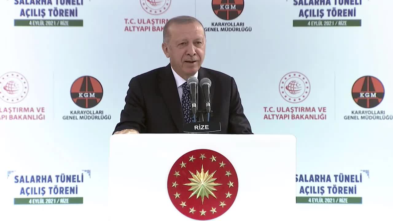 Erdoğan: "Deprem, sel ve toprak kayması iklim ve coğrafi yapısı sebebiyle ülkemizin kaderidir"