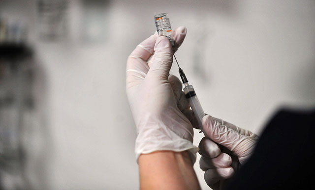 Sahte aşı kartı operasyonu: 3 hemşire tutuklandı