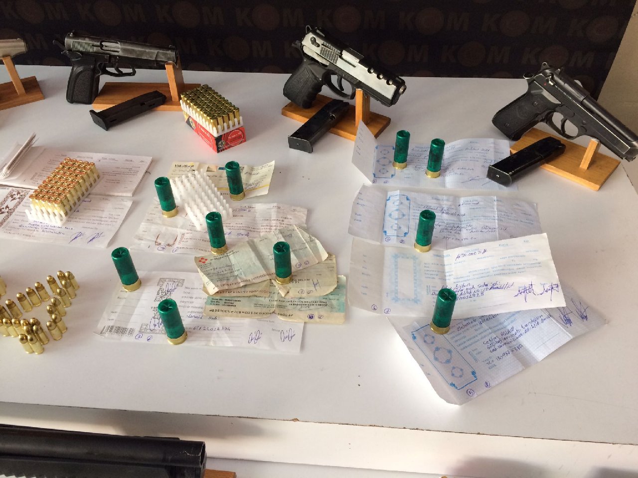 İstanbul'da site yönetimini silahla ele geçiren çeteye operasyon: 23 gözaltı