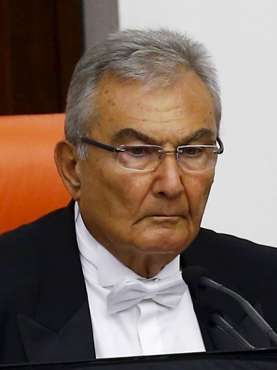 "Deniz Baykal öldü" iddialarına yalanlama