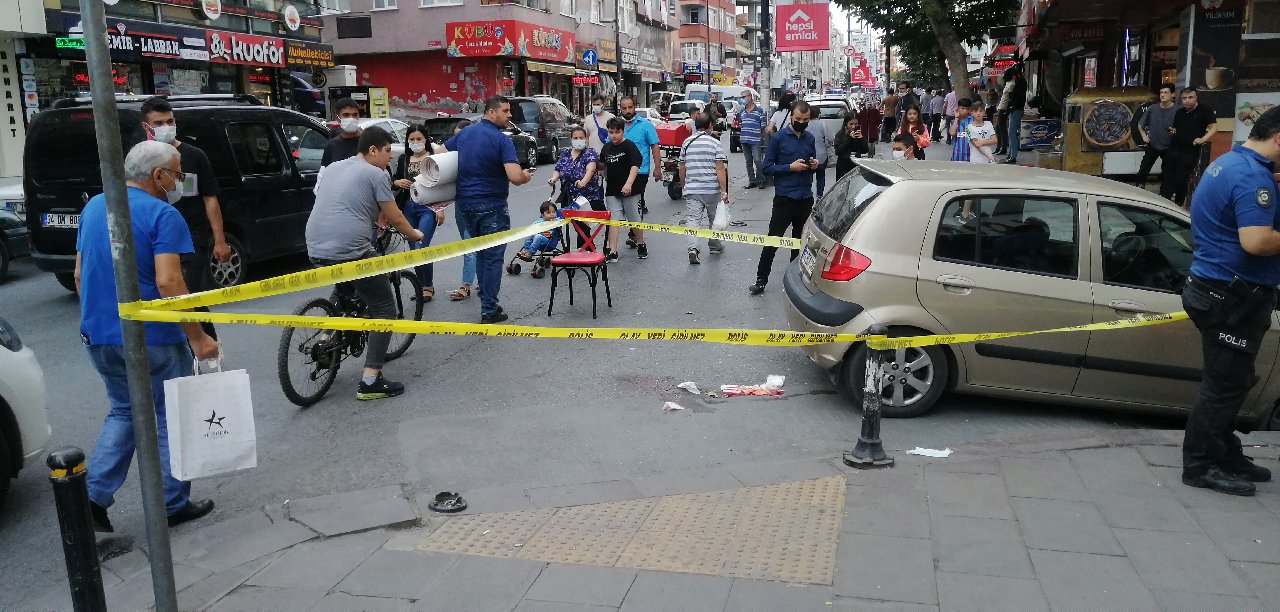 İstanbul'da aynı caddede 1 saat içinde 2 kişi öldürüldü