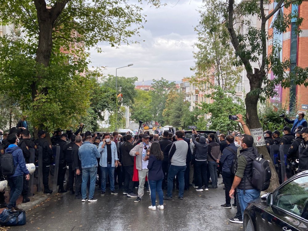 Deniz Poyraz cinayetinde gözlemci olduğu iddia edilen kişi HDP önüne çadır kurmak istedi