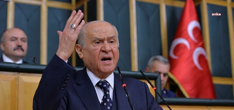 Bahçeli: "Utanmazlar, yarı çıplak semazen nedir?"