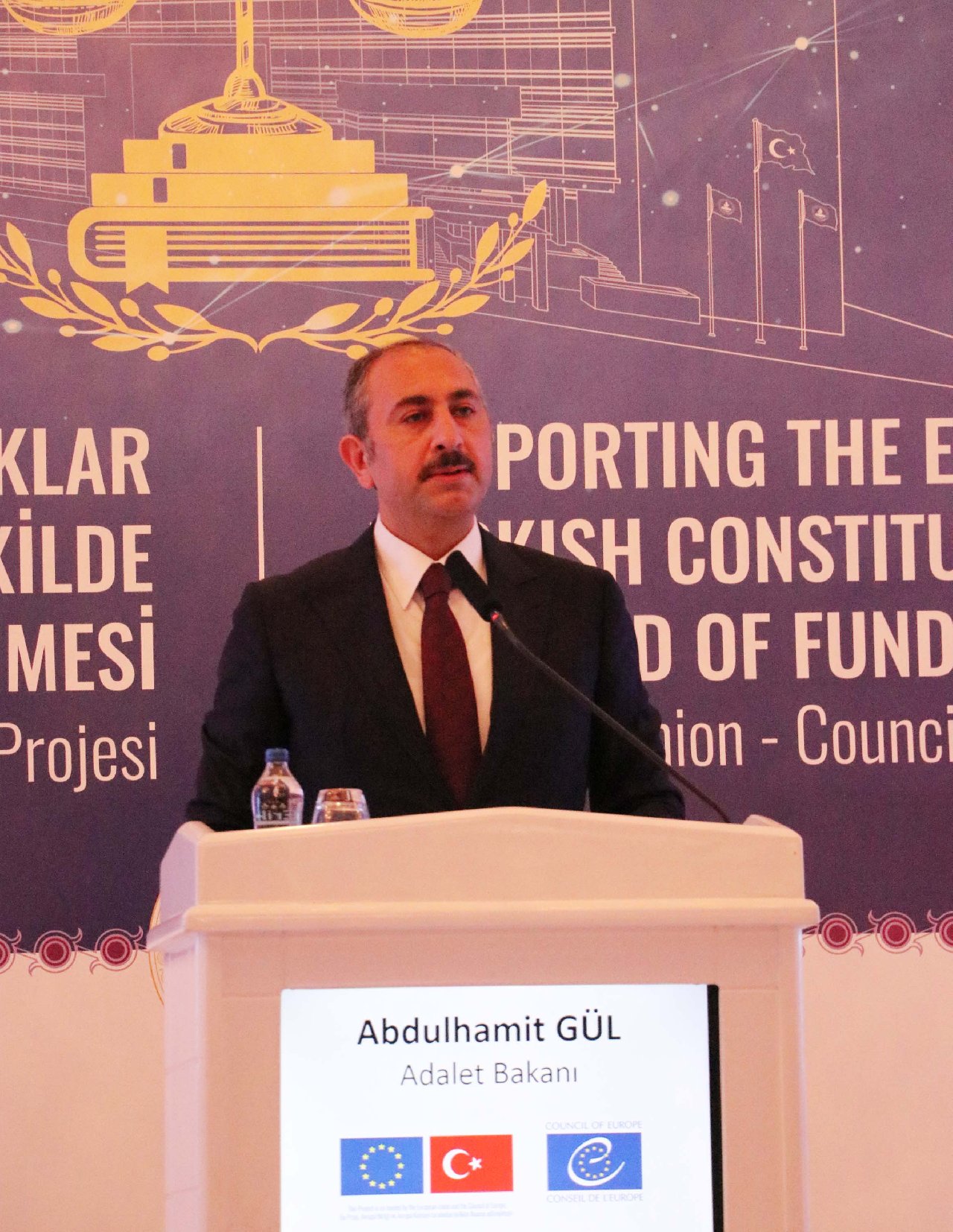 Adalet Bakanı Gül: "Herkesin AYM kararlarına uyması  hukukun emredici hükmüdür"