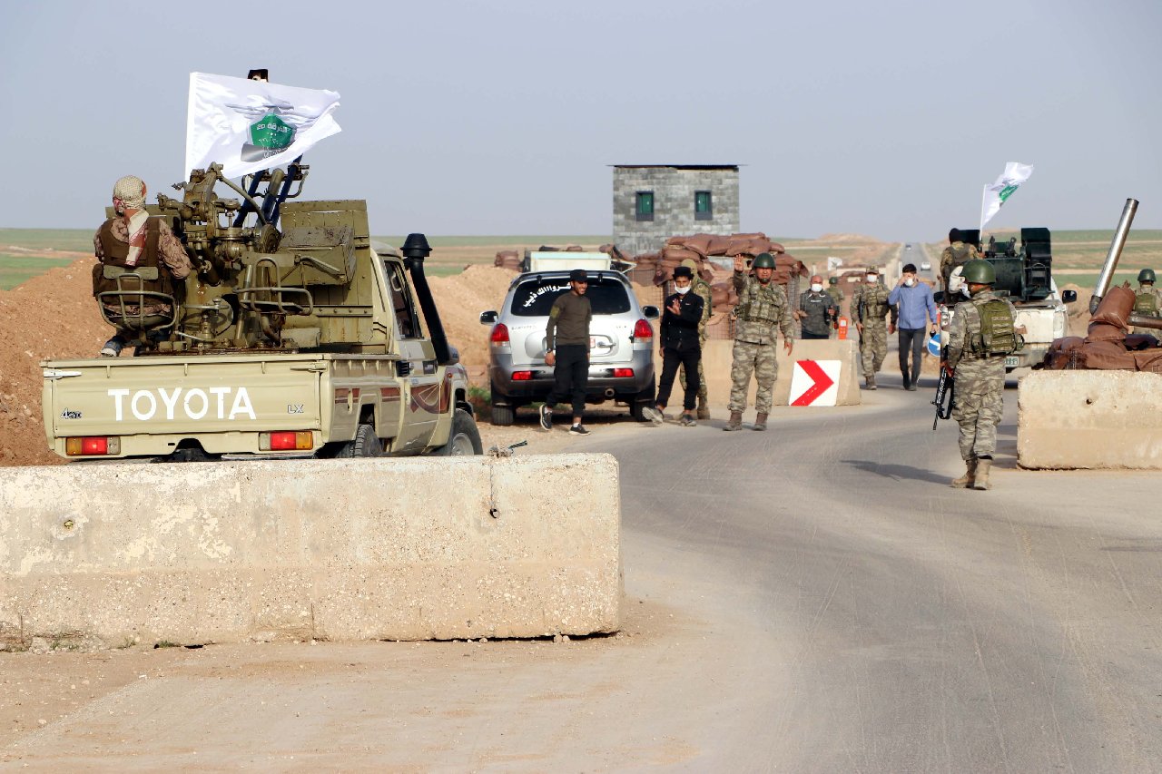 Rusya: Suriye'de Türkiye denetimindeki bölgeden Suriye askerlerine ateş açıldı