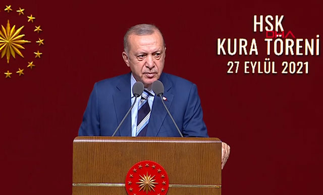 Erdoğan: Hakim ve savcı yardımcılığı müessesini bu adli yılda devreye alacağız
