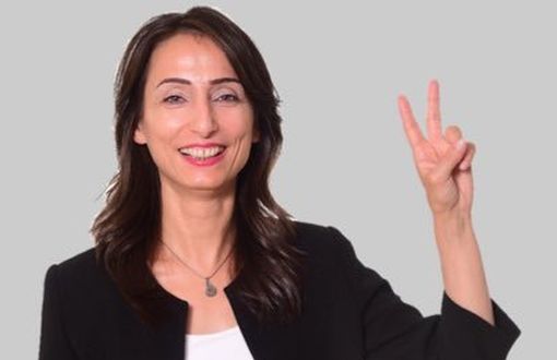 HDP Eş Genel Başkan Yardımcısı Hatimoğulları'nın evine polis olduğunu söyleyen 2 kişi girmeye çalıştı